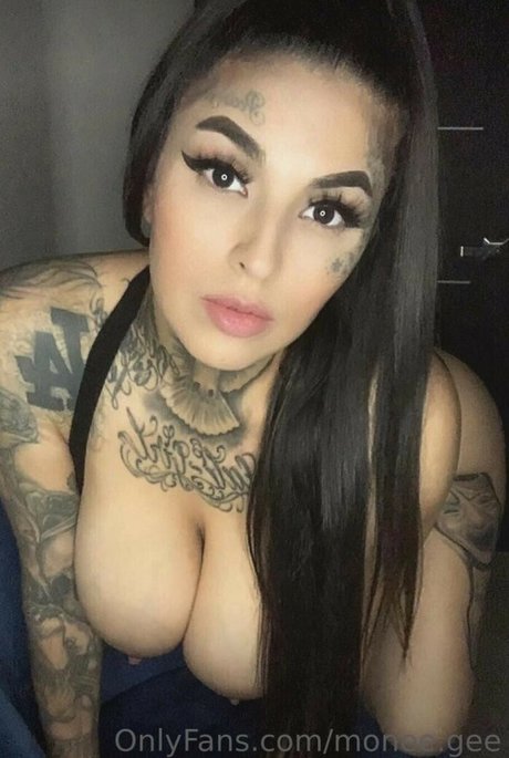 Monee gee star beautiful picture