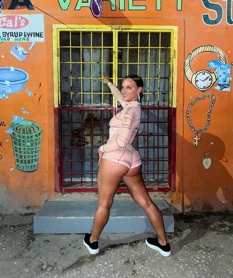 lesbian orgy onlyfans beautiful porn img