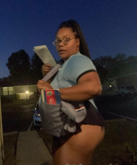 asian influencer onlyfans naked image