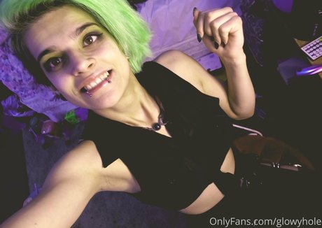 glowyhole nudes pornstar pictures