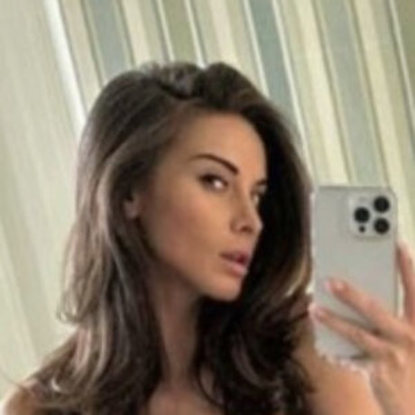 Emy Lou erotic star img