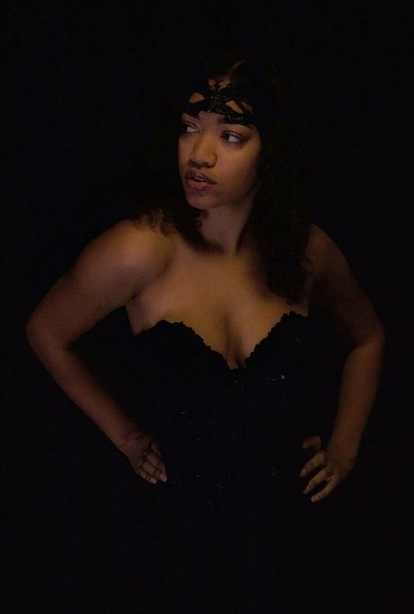 sincerelyamused pornstar erotic pictures