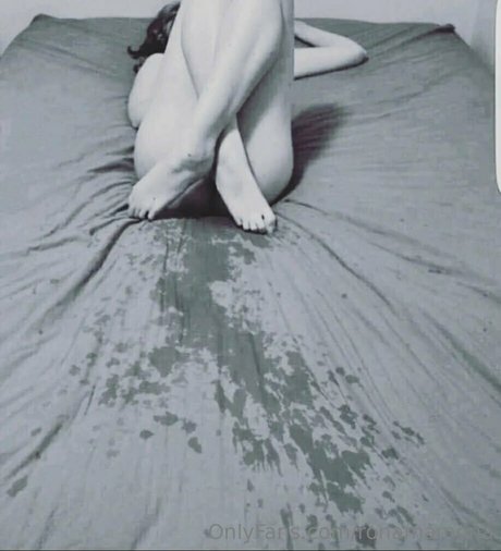 ronamamona model xxx image