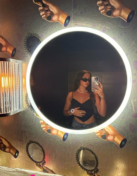 Ashley Aoky star erotic photos