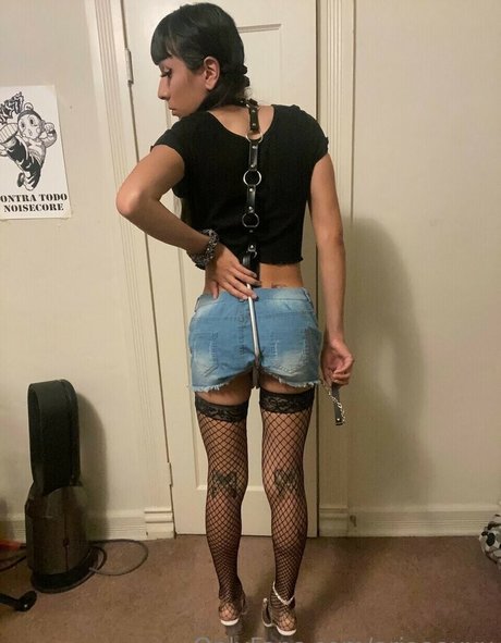 ariaaaxxx porn actress picture