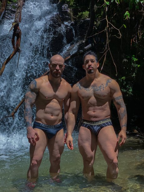 Hunter amp ampTommy model naked pics