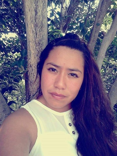 RosyArtu1993 hot pornstar picture