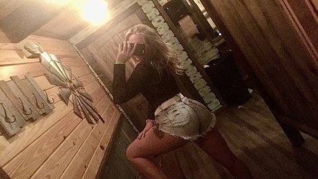 Delta Blue top model img