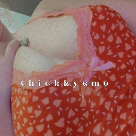 ur mami_ pornstar naked archive