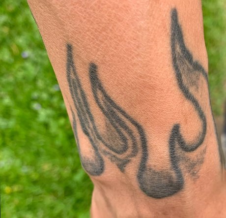 Maskedleo nice model photo