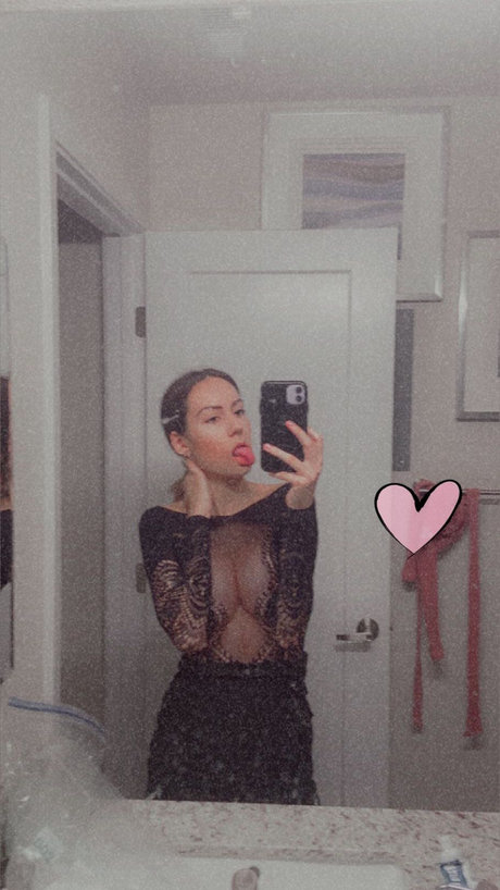 Brooklyn Hailey star xxx archive