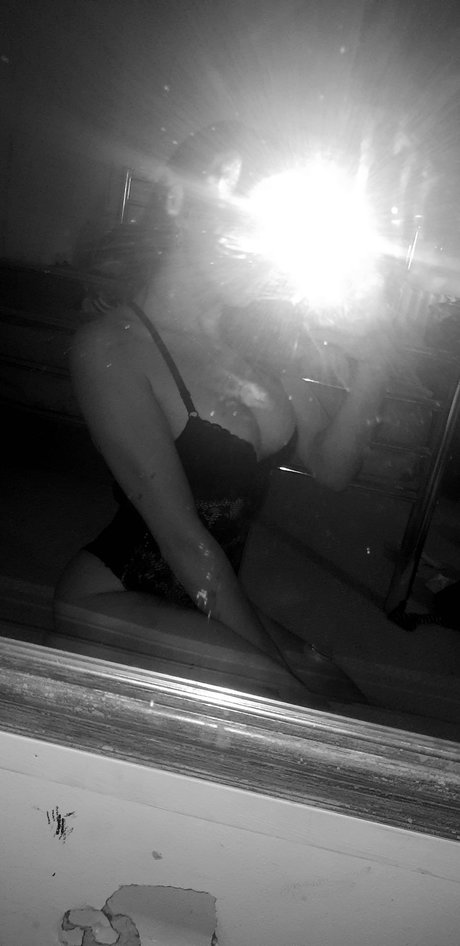 british redhead onlyfans erotic picture