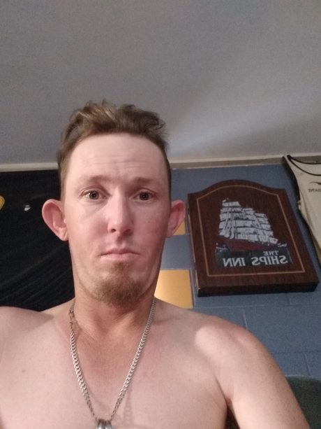 Discotreats nude actress image