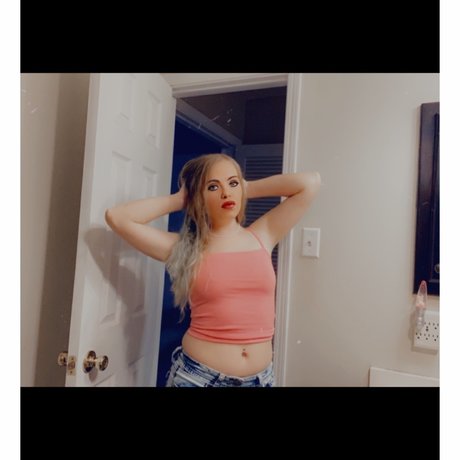 petite onlyfans pretty photo