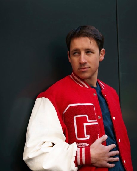 Call me Tony model art img