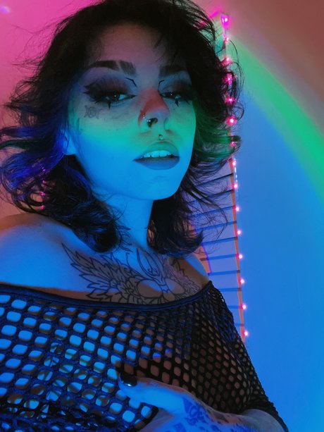 Mango Hoe VIP sex actress img