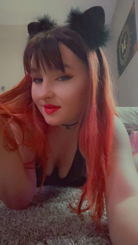 Kassie Lynn Give star top img