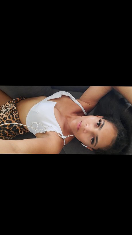 perky tits onlyfans hd picture