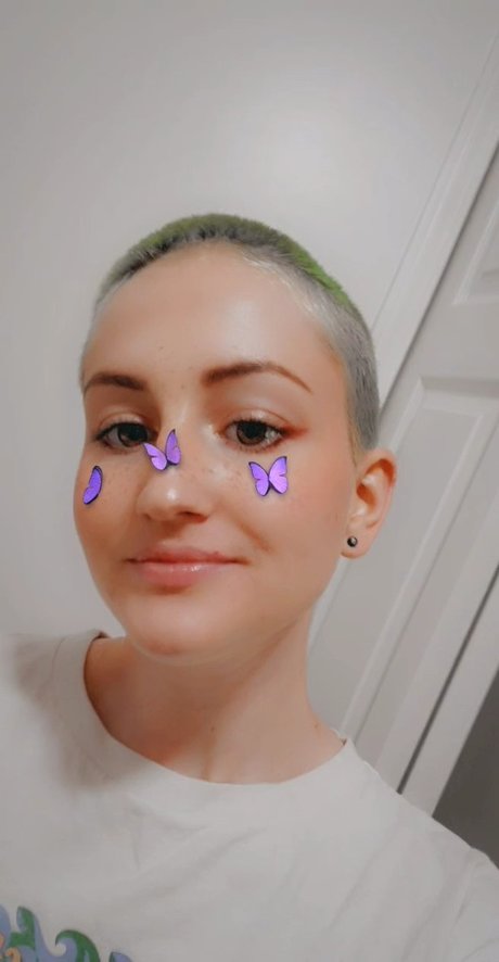 Em x0x0 top star pics