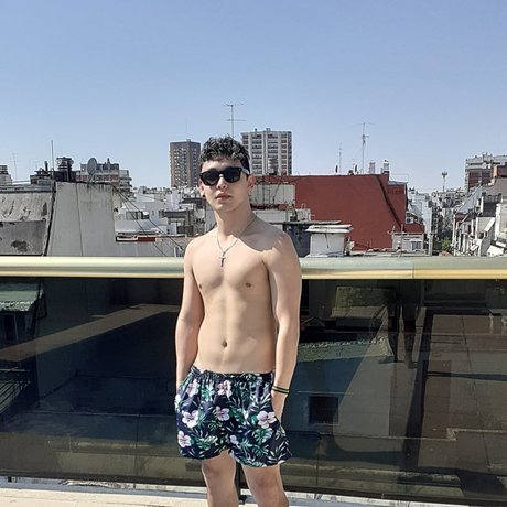 Elenzo xxx pornstar pictures