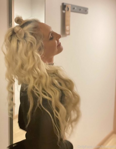 Bonniebi Best Profile Photo