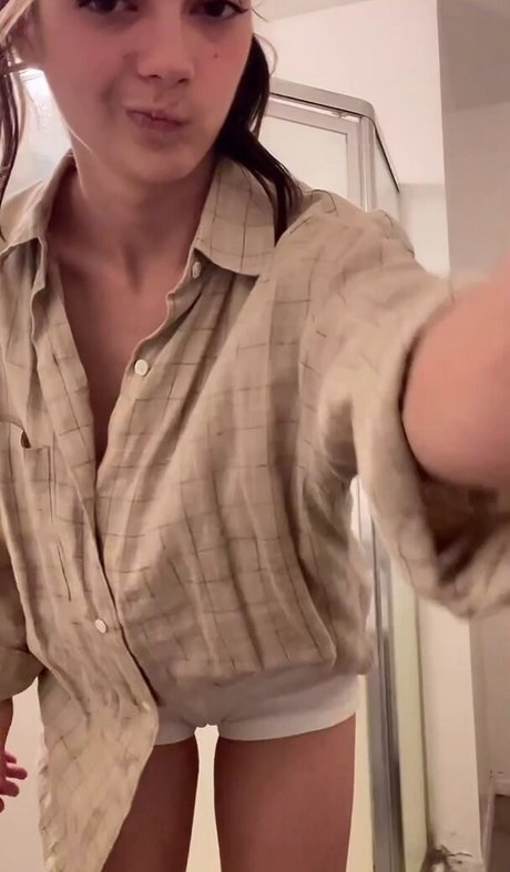 chelseayea erotic star pics