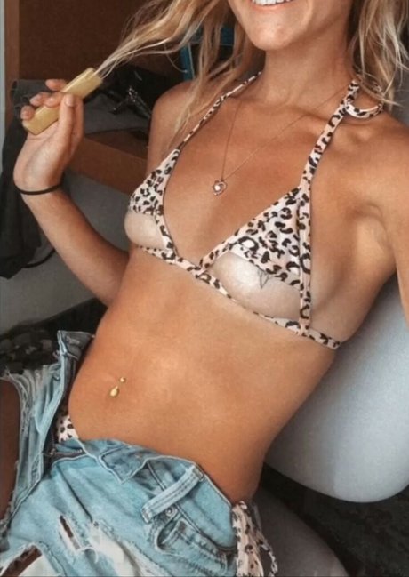 disabled onlyfans beautiful porn pic