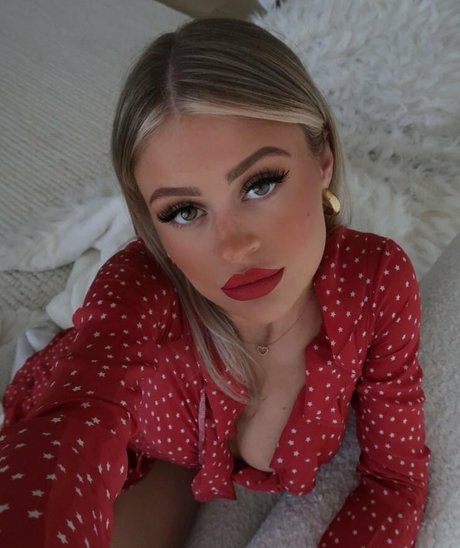 flight attendant onlyfans free naked images