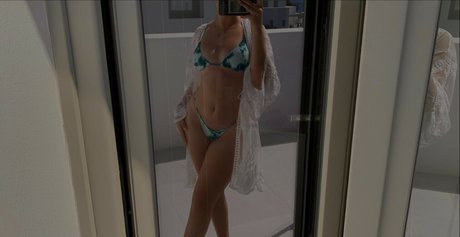 Antonia Chiara hd star photo