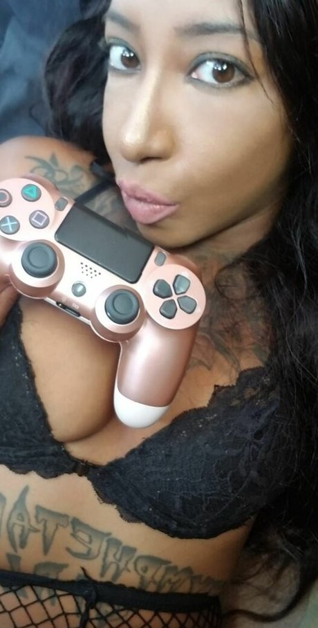 ebunnybarbie erotic model photo