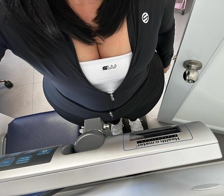 hottest midget onlyfans free sex pics