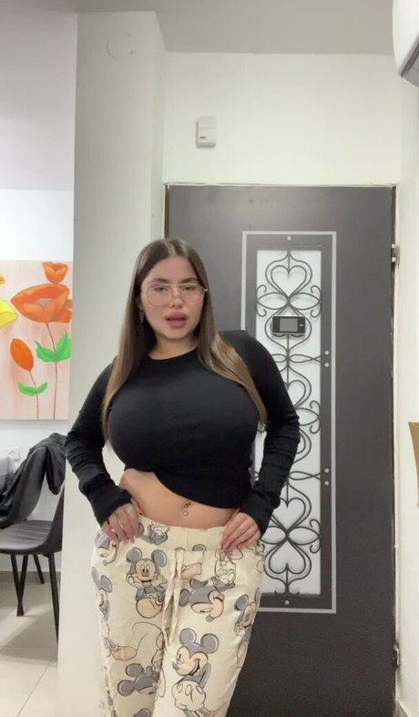 saggy tits onlyfans top pics