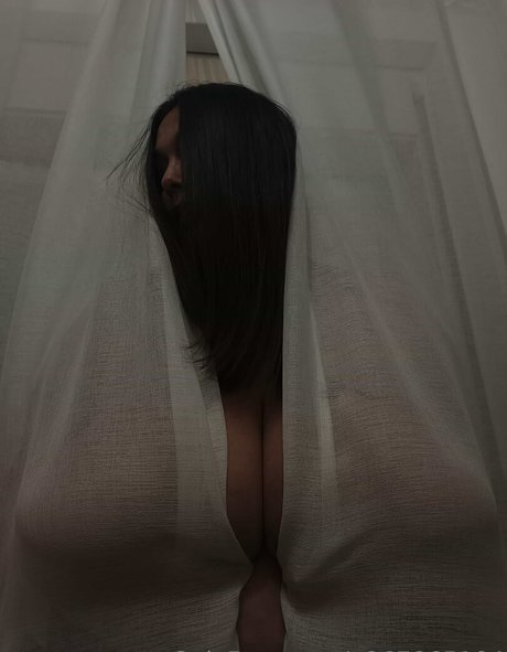 Laura Chiaramonte porn model photos