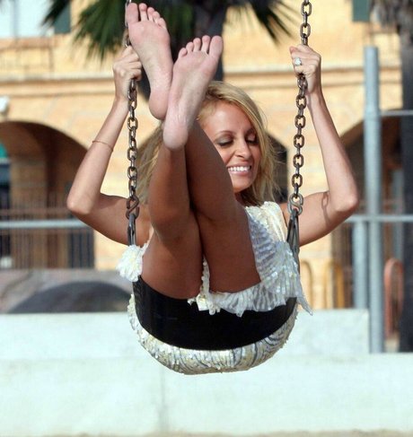 Nicole Richie model exclusive gallery