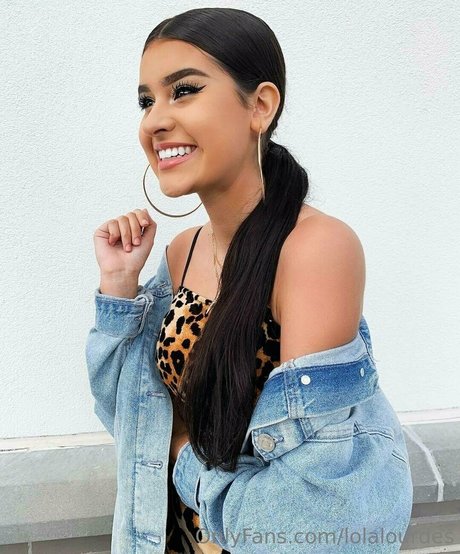 lolalourdes star high quality photo