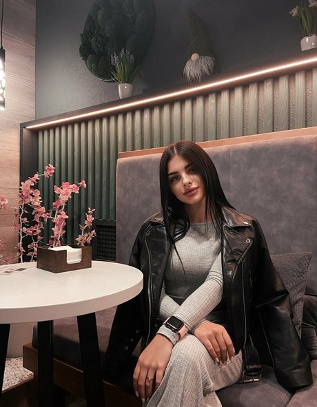 inspirekaya model erotic images