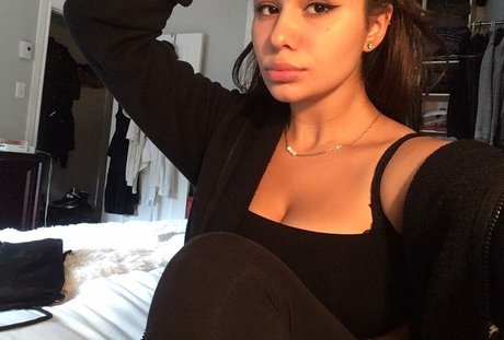 Marisa G star nice image