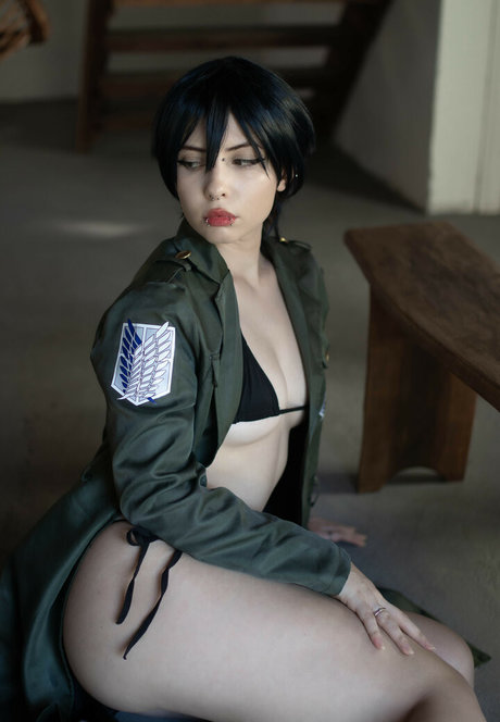 lui storm actress picture