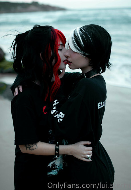 lui storm art model pictures