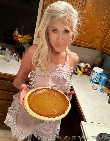 mistresssuzie porn star photo