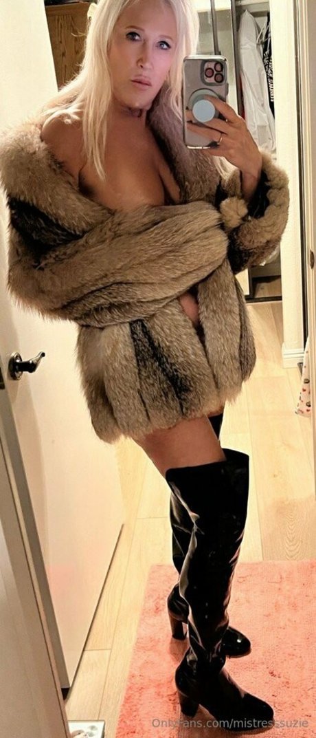 mistresssuzie model hd galleries