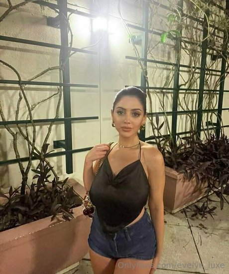 evelyn luxe star free picture