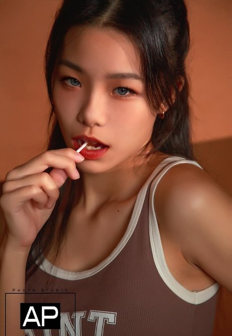 models onlyfans sexy nude picture