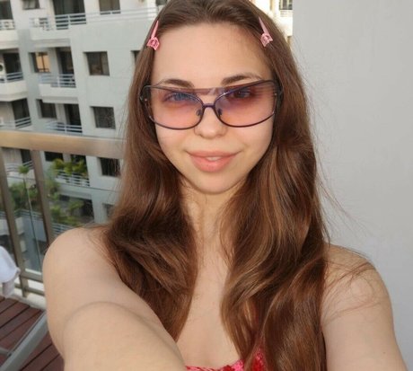 Thelizasayss pornstar nude archive