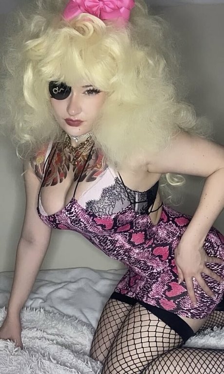 swinger milf onlyfans art naked image