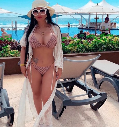 Ana Paulo Oliveira Influencer Milf nice star galleries