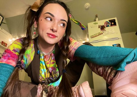 Emma Lilly model exclusive picture