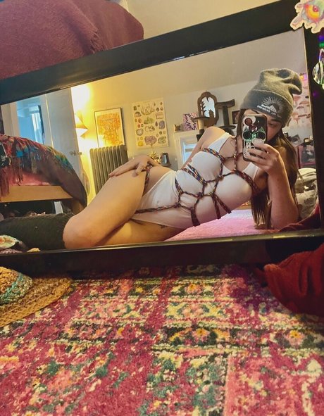 Emma Lilly Profile Pic