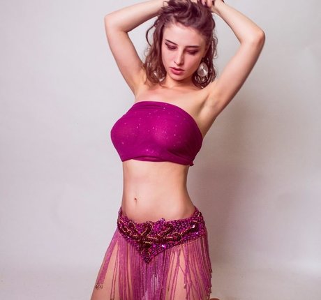 DJ Yellow Manula model pictures