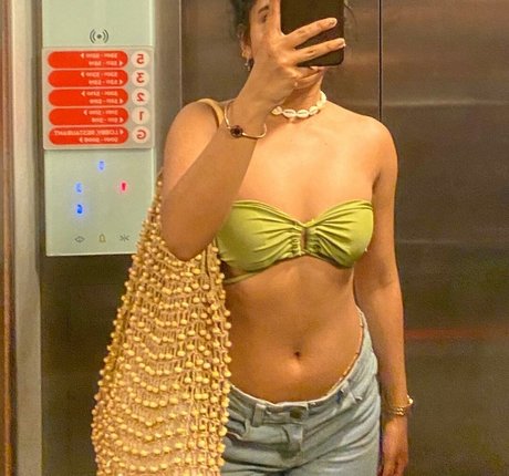 amateur blonde onlyfans free images